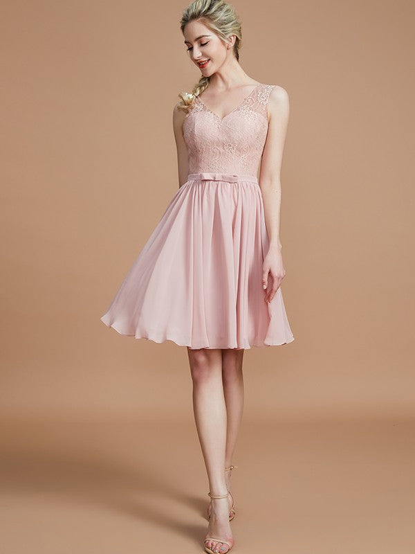 V-Neck Elegant Sleeveless Lace Short/Mini Chiffon Bridesmaid Dresses