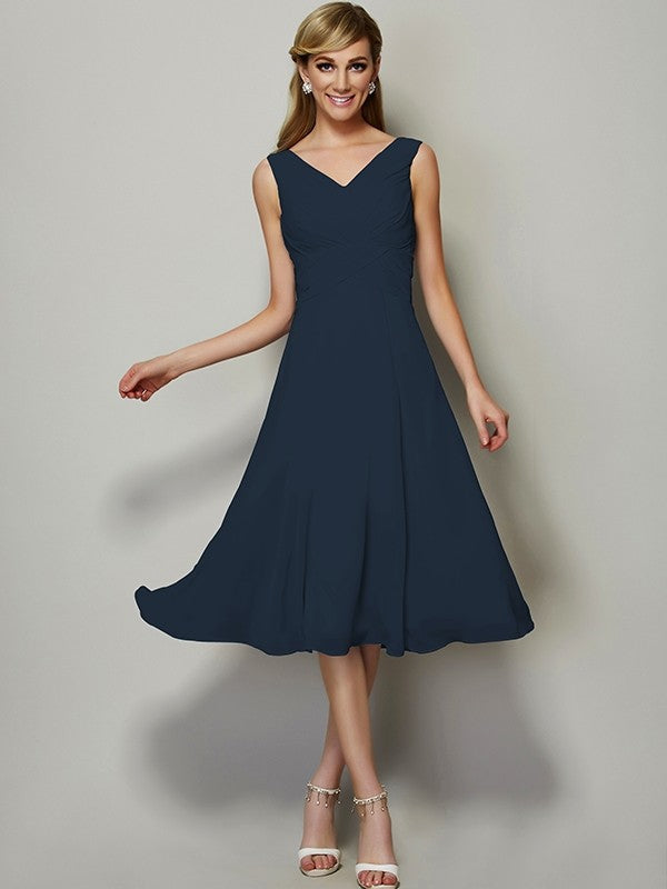 A-Line Charming V-neck Sleeveless Pleats Short Chiffon Bridesmaid Dresses