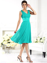 A-Line Charming V-neck Sleeveless Short Chiffon Bridesmaid Dresses