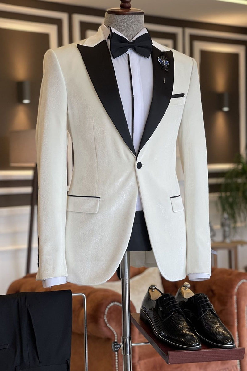 White 2 Pieces Peaked Lapel Prom Suits For Men