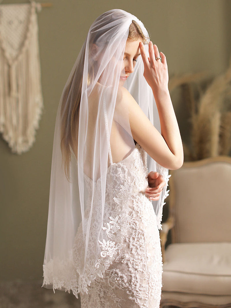 White Lace Tulle Veil Applique Edge Drop Wedding Veil-stylesnuggle