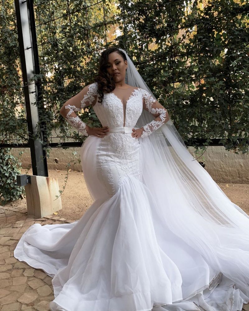 stylesnuggle.com supplies you White Long Sleevess Plus size Mermaid Belt Wedding Dresses online at an affordable price from Tulle,Lace to Mermaid Floor-length skirts. Shop for Amazing Long Sleeves wedding collections for your big day.