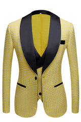 This Yellow Dot Shawl Lapel Wedding Groom Suits for Sale at stylesnuggle comes in all sizes for prom, wedding and business. Shop an amazing selection of Shawl Lapel Single Breasted Yellow mens suits in cheap price.